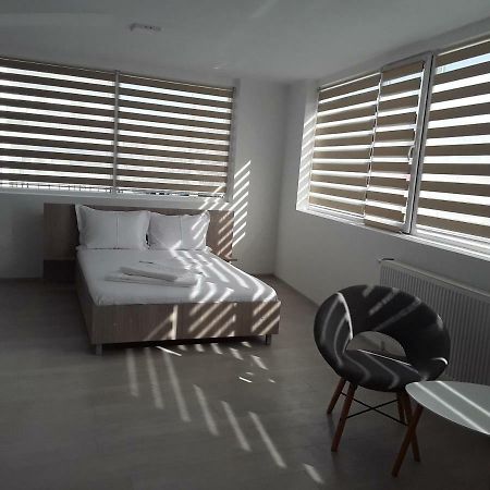 Camere De Inchiriat Central La Calciu Mahmudia Zewnętrze zdjęcie