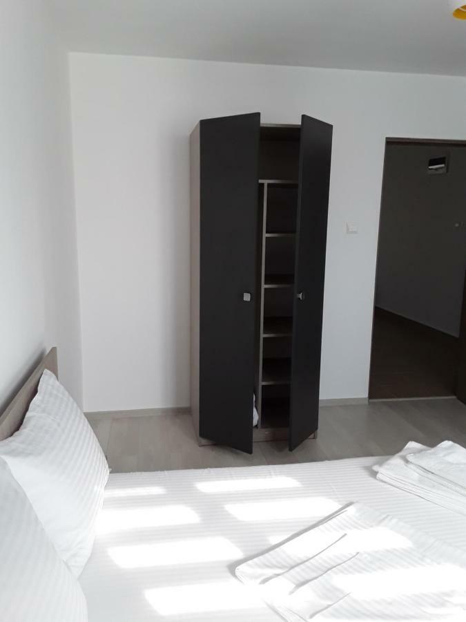 Camere De Inchiriat Central La Calciu Mahmudia Zewnętrze zdjęcie